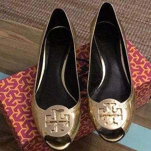 Tory Burch Carly wedge metallic shoe Sz 10 EUC